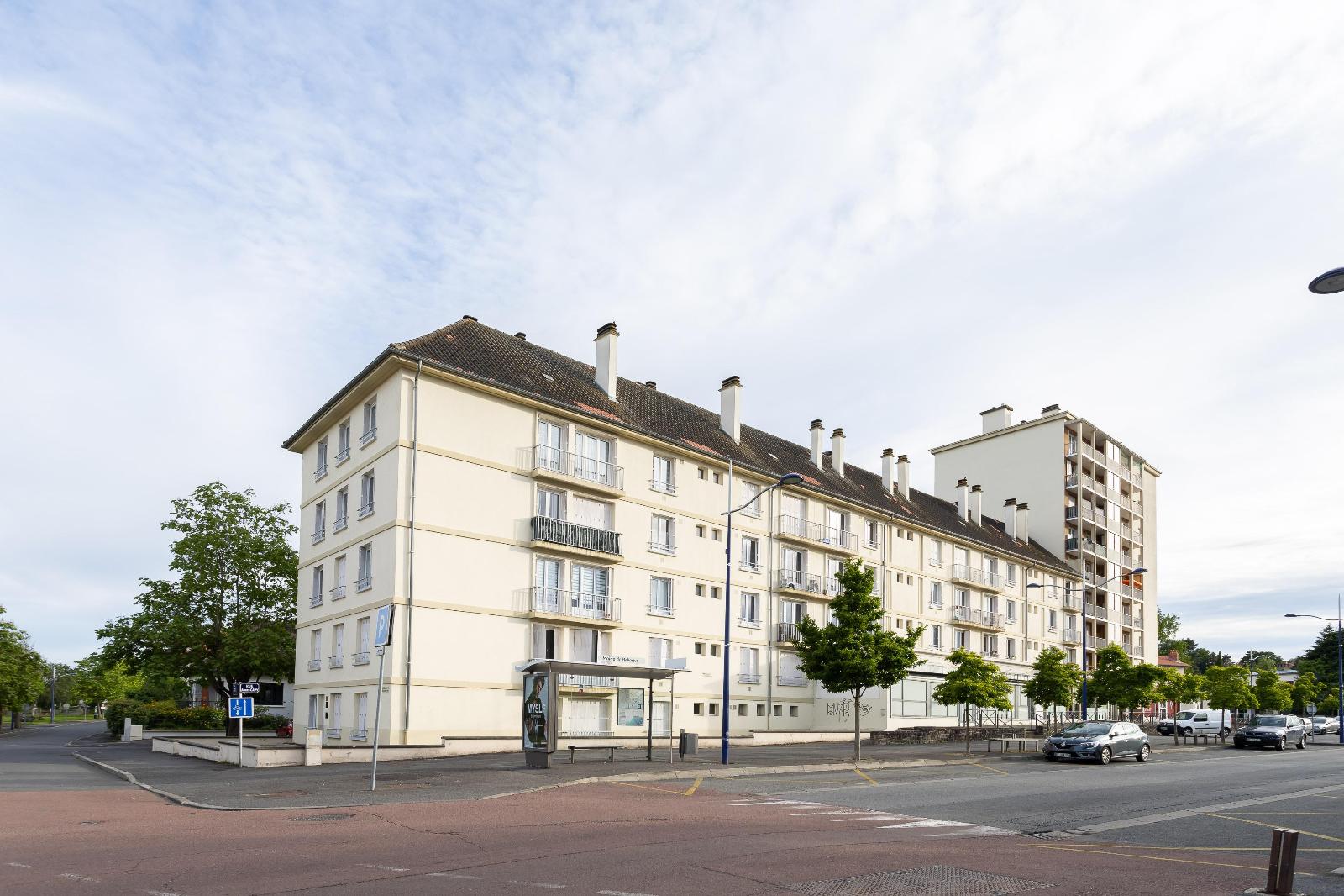appartement 3 pièces - BELLERIVE-SUR-ALLIER