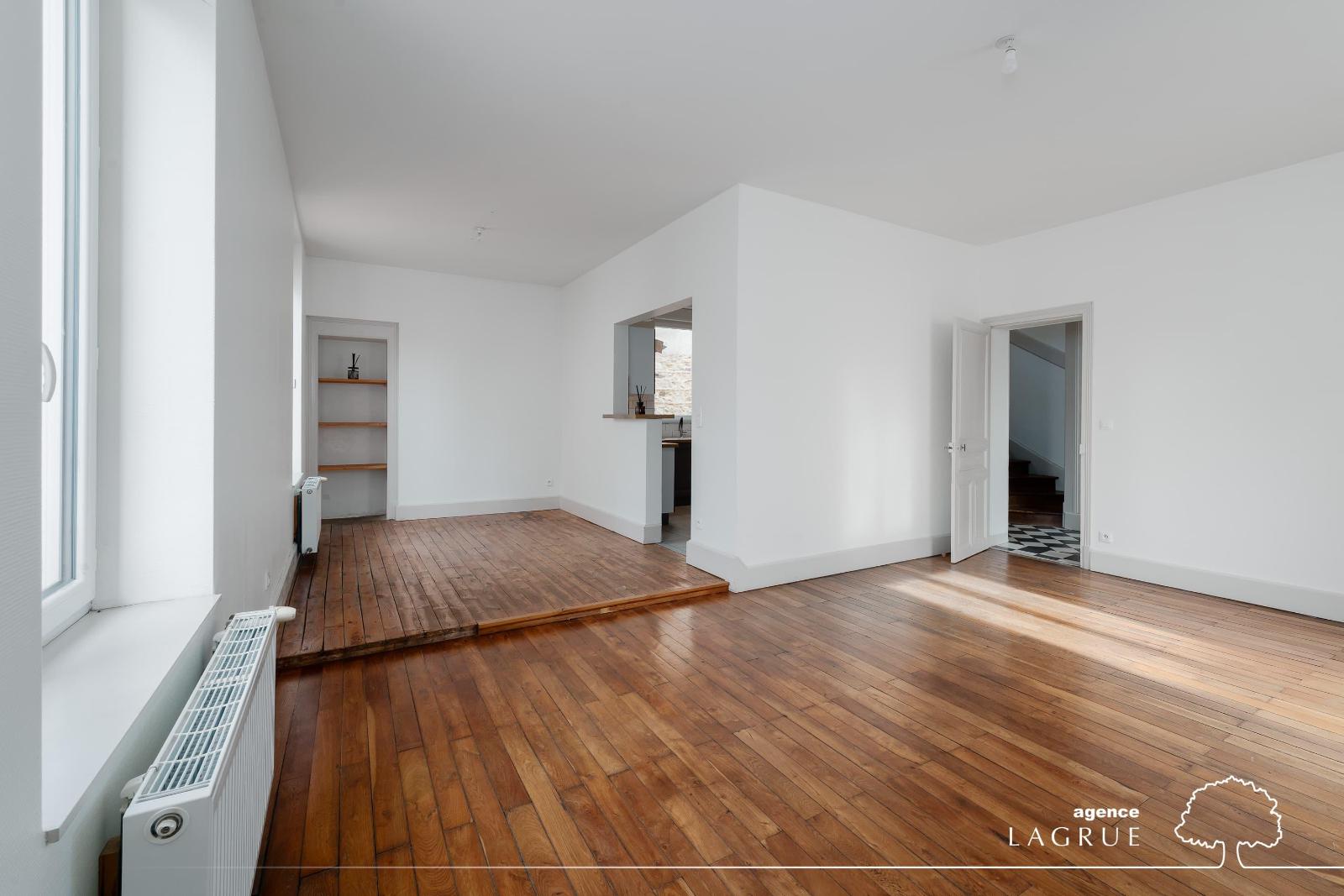 maison 7 pièces - VICHY